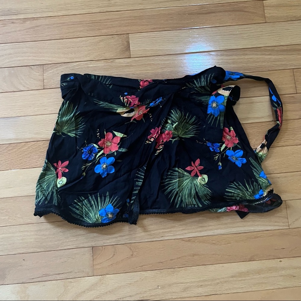 Urban Outfitters Hawaiian Wrap Skirt (size S)